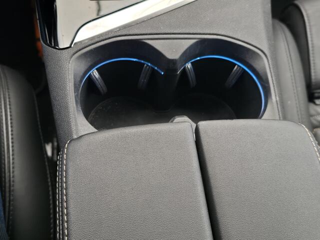 Peugeot 3008 1.2 PureTech GT Line Leer, Navi