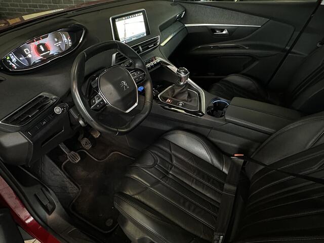 Peugeot 3008 1.2 PureTech Allure | Leer | Weinig Kilometers | Dealer onderhouden | Carplay | Key-less | LED | Camera | Interesse, Proefrit? Bel of app met: 06-24 28 28 42