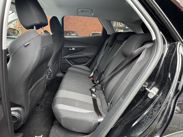 Peugeot 3008 1.2 Turbo AGC Allure // D. RIEM VERVANGEN!! // NAVI // PDC // CRUISE // CLIMA // TREKHAAK //