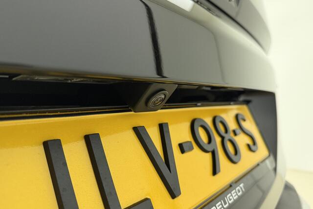 Peugeot 3008 1.2T 130pk GT | Dodehoek detectie | Adaptieve Cruise Control | Full LED | Navigatie | Achteruitrijcamera | Keyless Entry