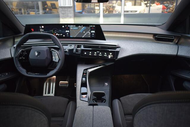 Peugeot 3008 1.2 Hybrid 145 GT Airco Navi Luxe Leder Camera Km 14.500 !!