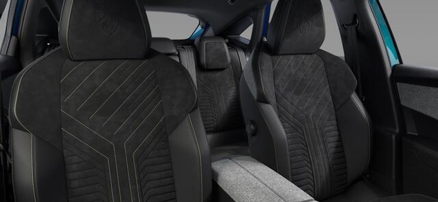 Peugeot 3008 1.2 Hybrid 145 GT Exclusive | Leder/Alcantara | Panoramadak | 360 Vision Pack