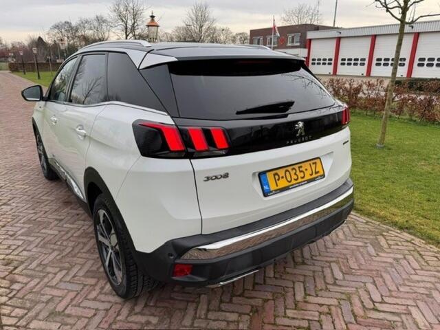 Peugeot 3008 1.6 E-thp 121KW/165PK GT Line 2017 Wit