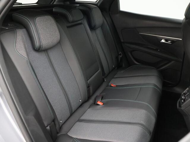 Peugeot 3008 1.6 HYbrid 225 PK PHEV ALLURE PACK + 19 INCH | ADAPTIVE CRUISE | CAMERA | NAVIGATIE | CARPLAY