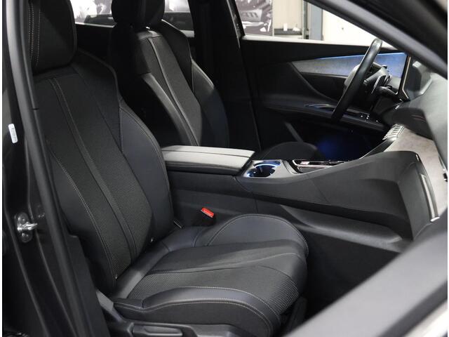 Peugeot 3008 1.2 Hybrid GT 136PK Automaat | 1ste Eigenaar | Navigatie | Climate Control | Adaptieve Cruise Control | Camera en Parkeersensoren Voor + Achter | Full-LED Koplampen | DAB Ontvanger | Dodehoek Detectie | Keyless Entry/Start | 18" Lichtmetalen Velgen | Appl