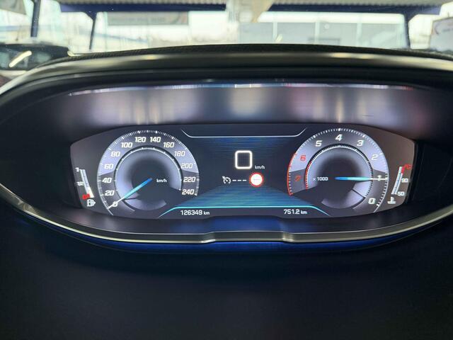 Peugeot 3008 1.2 PureTech Active Trekhaak | Navi | Carplay | Clima | NAP.