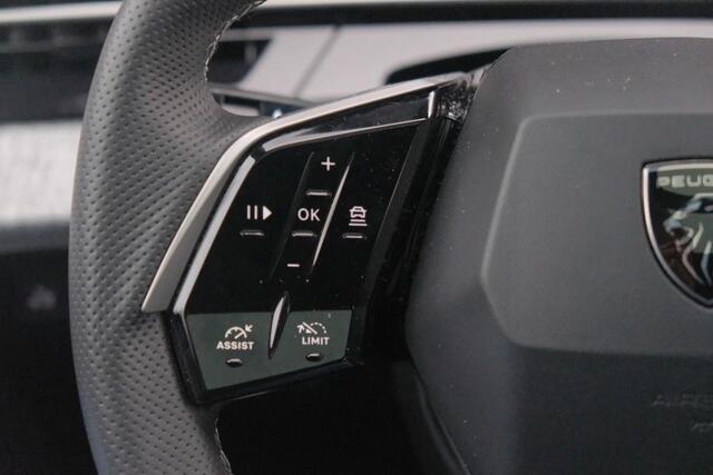 Peugeot 3008 1.2 Hybrid 145pk e-DCS6 GT | Navi | App Connect | Adaptive Cruise | Camera | Panoramadak | FOCAL® Audio | Elektrische Achterklep | Winter Pakket