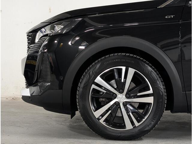 Peugeot 3008 GT 1.2 Turbo EAT8 | SCHUIF/KANTELDAK | TREKHAAK | ALCANTARA | ADAPTIVE CRUISE | STOELVERW. | ALL-SEASON BANDEN | NAVI | CAMERA