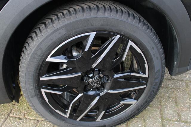 Peugeot 3008 1.2 Hyb 136 Allure