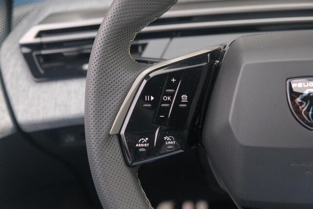 Peugeot 3008 1.2 Hybrid 145pk e-DCS6 GT | Navi | App Connect | Panoramadak | Focal Audio | Alcantara | Camera | Elektrische Achterklep | Winter Pakket