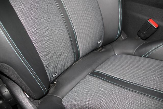 Peugeot 3008 1.2 PureTech 130pk Allure Airco Navi Camera Carplay 34.789km