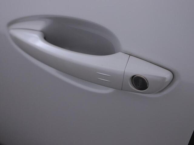 Peugeot 3008 1.2T 130PK Automaat Blue Lease Premium Avantage