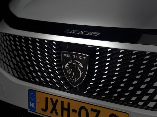 Peugeot 3008 Allure Pack 1.2 Hybrid 145pk e-DSC6 | 360° CAMERA | PANORAMIC NAVIGATION | STOEL+STUURVERW. | AGR-STOEL | KEYLESS ENTRY | VOORRUITVERW.