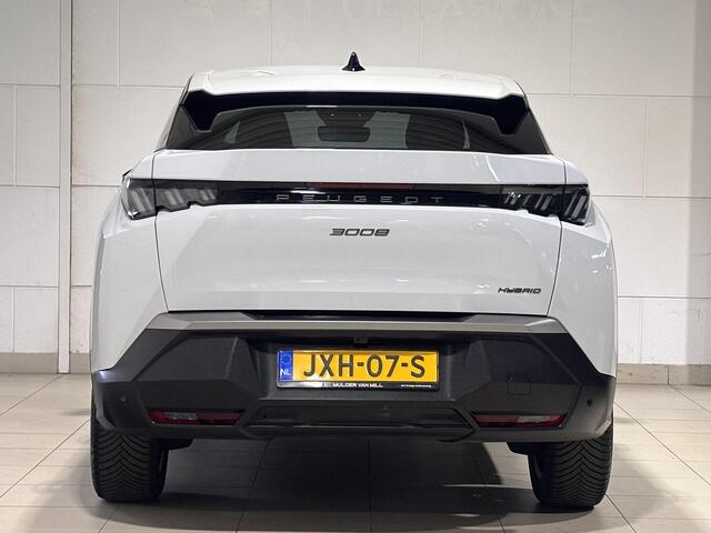 Peugeot 3008 Allure Pack 1.2 Hybrid 145pk e-DSC6 | 360° CAMERA | PANORAMIC NAVIGATION | STOEL+STUURVERW. | AGR-STOEL | KEYLESS ENTRY | VOORRUITVERW.