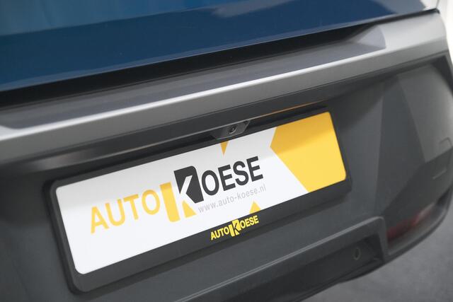 Peugeot 3008 1.2 Hybrid 136 GT | Panoramdak | 360 Camera | Focal | Alcantara Executive Interior | Stoelmassage