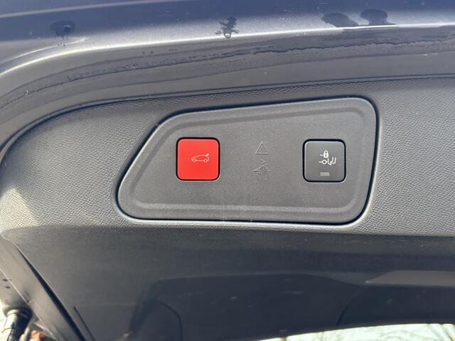 Peugeot 3008 1.6 HYbrid 225 Allure Pack Business PHEV COMPLEET| STANDKACHEL| DODE HOEK SENSOR| ADAPTIVE CRUISE CONTROL| CAMERA ACHTER + VOOR |STOELVERWARMING| ELEKTRISCHE ACHTERKLEP|