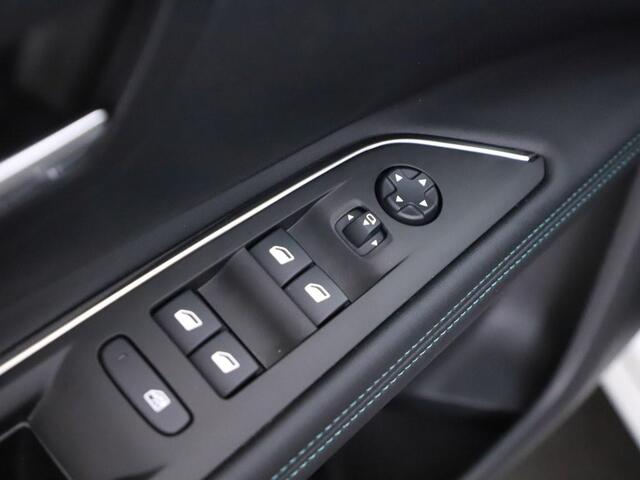 Peugeot 3008 1.2 PureTech Allure Pack Business