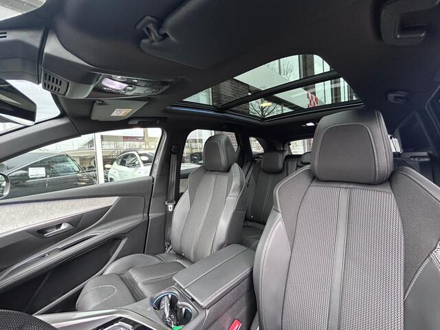 Peugeot 3008 1.6 HYbrid 225 GT | Pano dak | Focal Audio | elek stoelen met massagefunctie |