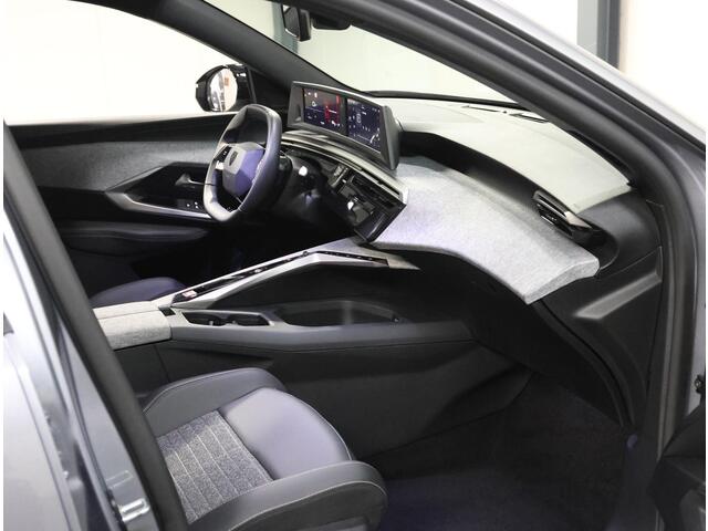 Peugeot 3008 1.2 Hybrid 136PK Allure | 1ste eigenaar | AUTOMAAT | AppleCarPlay/AndroidAuto | Cruise Control | Camera | Virt.Cockpit | Keyless | Isofix | Privacy Glass | Parkeersensoren |