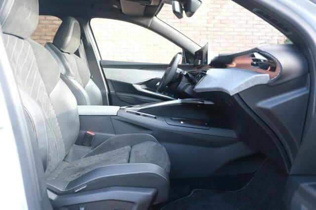 Peugeot 3008 1.2 Hybrid 145pk e-DCS6 GT | Navi | App Connect | Panoramadak | Focal Audio | Alcantara | Camera | Elektrische Achterklep | Winter Pakket