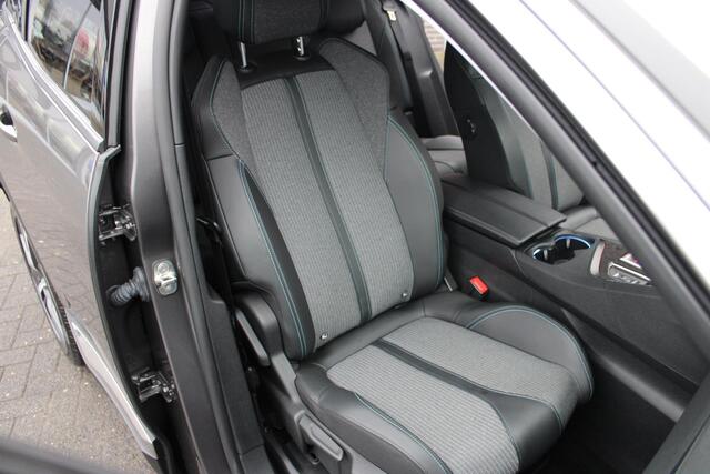 Peugeot 3008 1.2 PureTech Allure AdaptiveCruise/Led/Dodehoek