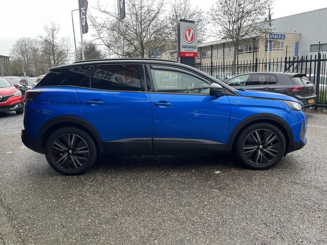 Peugeot 3008 1.6 HYbrid 225 GT Black Pack // FULL LED // LEDER // DODEHOEK // KEYLESS // FOCAL AUDIO // NAVI+CARPLAY //