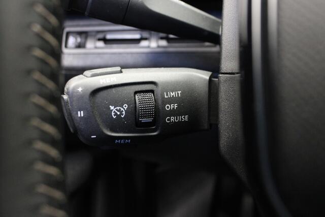 Peugeot 3008 1.2 PureTech Active Pack |Navi|