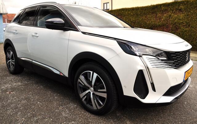 Peugeot 3008 1.6 HYbrid GT trekh nav Acc LED