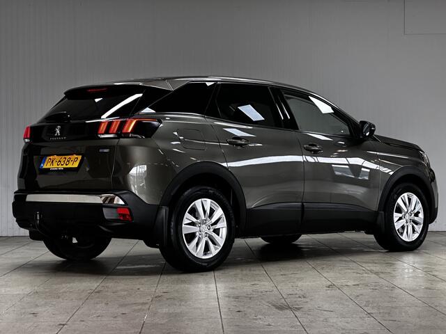 Peugeot 3008 1.2 PureTech Active/ Trekhaak/ Virtual Dash./ 17'' LMV/ PDC V+A/ Clima/ Cruise/ Elek. pakket/ Isofix/ Bluetooth/ Armsteun/ Multi. LEDER. Stuur/ Mistl./ Extra getint glas.