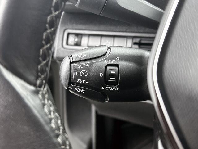 Peugeot 3008 130 pk Allure | Rijklaar | Trekhaak | Elektrische achterklep | Keyless Entry & Start |