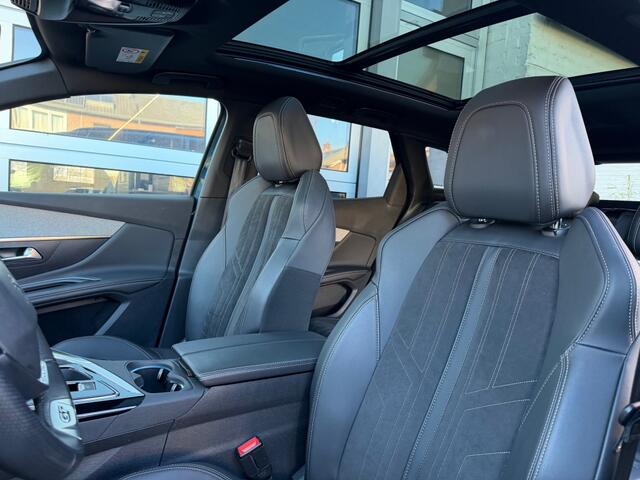 Peugeot 3008 1.6 HYbrid 225 GT Pano, Black Pack, Trekhaak