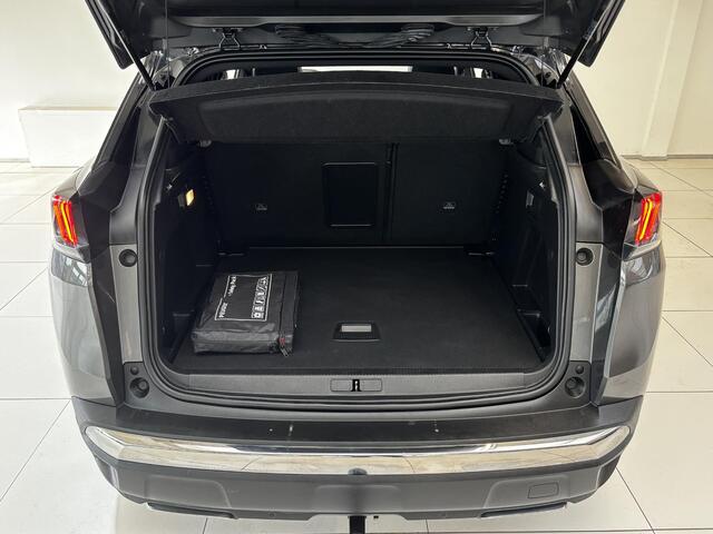 Peugeot 3008 1.2 PureTech GT Panoramadak | Navigatie | Draadloos opladen | Achteruitrijcamera