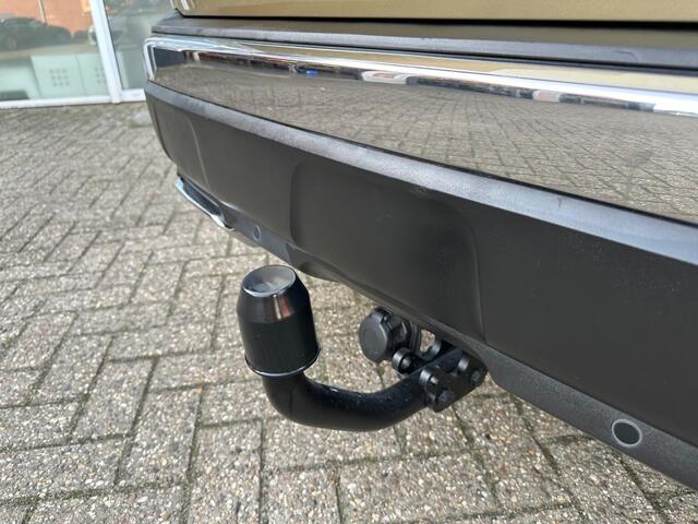 Peugeot 3008 1.6 E-THP ALLURE