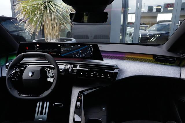 Peugeot 3008 1.2 Hybrid 136 GT 136pk Navigatie/Stoelverwarming/Camera