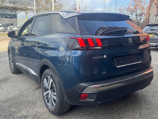 Peugeot 3008 1.6 HYbrid 225 Allure // NAVI // CLIMA // CRUISE // CAMERA // APPLE CARPLAY - ANDROID AUTO //