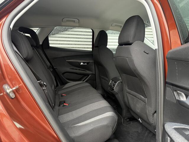 Peugeot 3008 1.2 PureTech Executive 2e Eigenaar|Navi|D-riem v.v. in 2023|Carplay|Trekhaak|Camera|Clima|Cruise|N.A.P|APK tot 11-2027