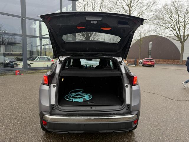 Peugeot 3008 1.6 Hybrid Allure pack 180pk PHEV| ACHTERUITRIJCAMERA| DODE HOEK SENSOR| ADAPTIVE CRUISE CONTROL| STANDKACHEL| RIJKLAAR! INCL 12 MND BOVAG GARANTIE