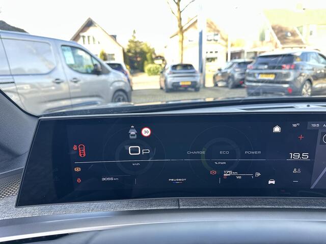 Peugeot 3008 1.2 Hybrid 145 GT | Bouwjaar 11-2025 | Panorama/Schuif-Kanteldak | Luxe Alcantara & Leder Interieur met Massage | Achteruitrij-Camera | Navigatie | FOCAL Premium Audio | Adaptieve Cruise Control | Elektrische Kofferklep | Stoel- & Stuurverwarming |