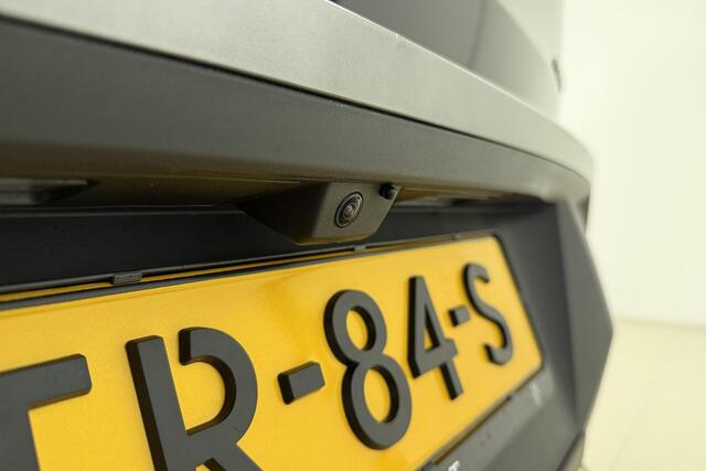 Peugeot 3008 1.2 Hybrid 145 Allure | Apple CarPlay/Android Auto | Achteruitrijcamera | Keyless | Climate | LED koplampen