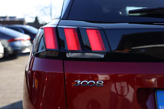 Peugeot 3008 1.2 PURETECH ALLURE | NAVI | CARPLAY | TREKHAAK