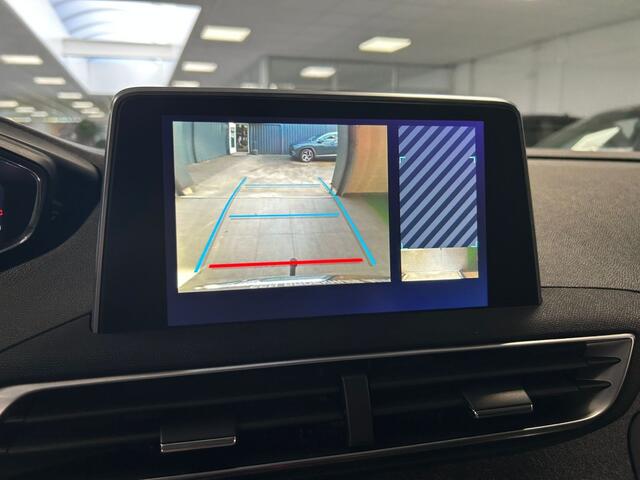 Peugeot 3008 1.2 PureT. Première | Trekhaak | Panoramadak | Camera