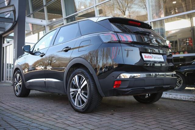 Peugeot 3008 Hybrid 225 Allure Pack