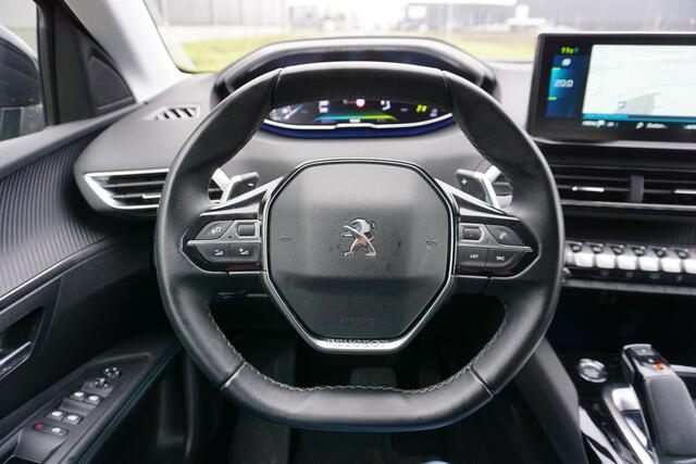 Peugeot 3008 1.6 HYbrid 225 Allure in Topstaat |BTW auto |Trekhaak |Full-LED koplampen |Camera |Cruise |Navi |Carplay |Parkeersensoren |Automaat |1e eigenaar