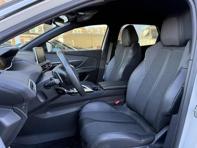 Peugeot 3008 1.6 HYbrid 225 GT | Navigatie | Achteruitrijcamera | Elektrische Achterklep | Climate & Cruise Control |