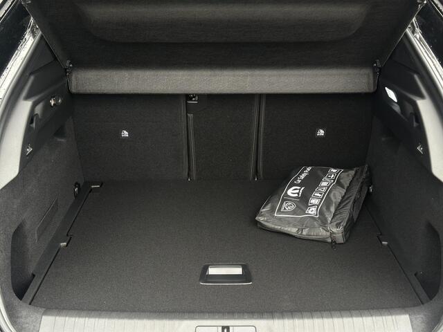 Peugeot 3008 1.2 Hybrid 145 GT | Stoel-/Stuurverwarming | Parkeercamera/-sensoren | Draadloze telefoonlader | Apple Carplay/Android Auto | Full LED | Navigatie | Adaptive Cruise Control | Keyless Entry/Start |