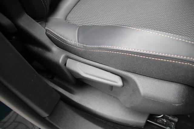 Peugeot 3008 1.2 PureTech 130PK GT Automaat Airco Panoramadak Carplay Navi Camera Vol!!!!