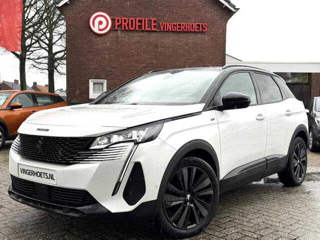Peugeot 3008 *** 130 Pk *** GT *** Automaat *** Black Pack * Open Schuifdak * Stoelverwarming * Keyless Entry & Start * Parkeer Camera voor- en achterzijde * Elektrisch bedienbare Achterklep * L.M. Velgen * Alcantara Interieur * Vingerhoets; Vierde Generatie Eerstekla