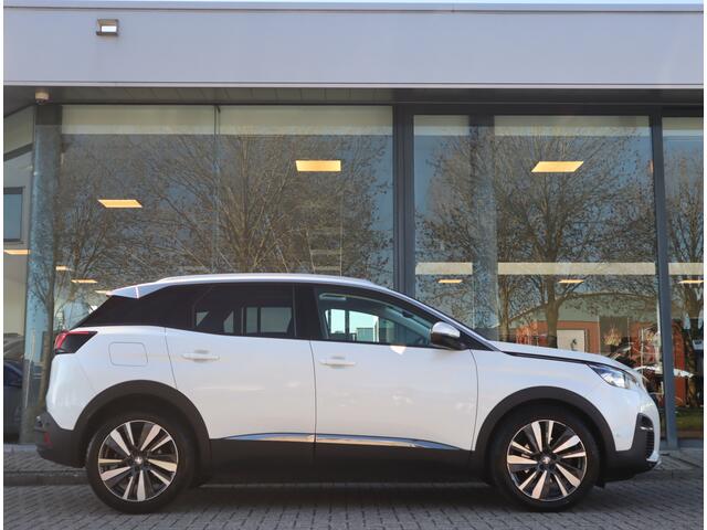 Peugeot 3008 1.2 PureTech Allure Nieuwe D-riem/ All-season banden/ Keurige auto