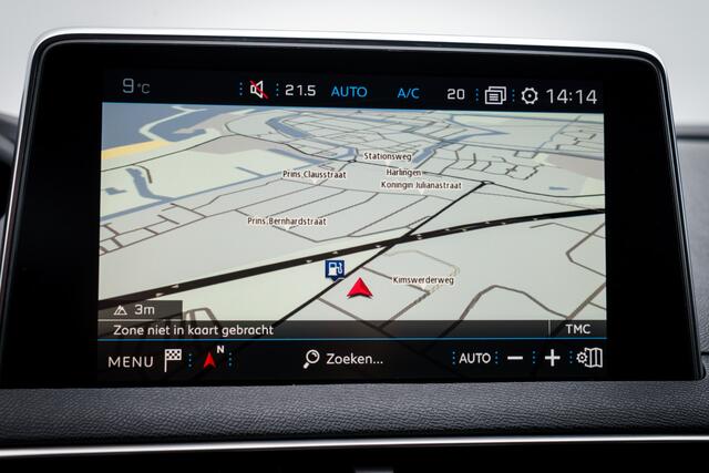 Peugeot 3008 1.2 131 PK PureTech GT Line| D-B Riem is VV | Pano-dak | Trekhaak | Hoge zit en Instap | | Clima | Pdc | Navi | Getint Glas | Carplay - Android | Lichtmetalen velgen 19" |