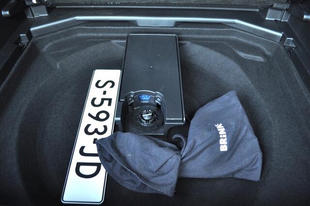 Peugeot 3008 1.2 GT Aut blackline Schd trh nav key-less